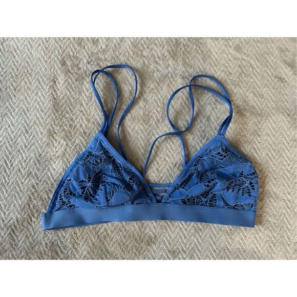 Victoria's Secret Other - Victoria’s Secret Bra size Mediun